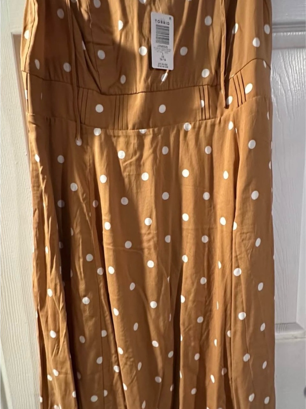 torrid NWT Camel Polka Dot Sleeveless Midi Dress - Picture 2 of 7